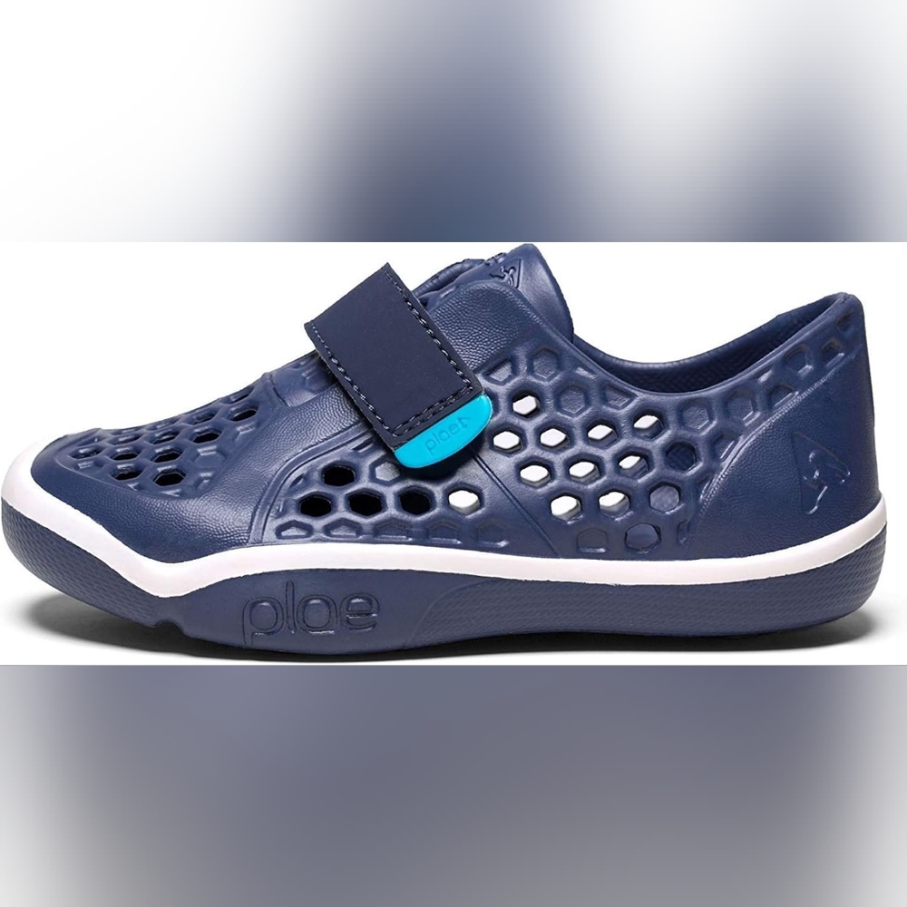 NIB Plae Kids Mimo Sneaker, Crown Blue, 4 M US Big Kid